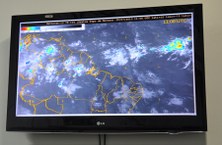 Laboratório de Análise de Processos de Imagens de Satélite conta com equipamentos que auxiliam trabalhos de monitoramento de dados