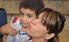 Professora Ruslane com o filho