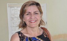 Claudete Cavalcante, diretora da Escola Margarez Lacet, participou da reunião
