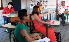 Professor Guibson Dantas, à esquerda