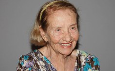 Maestrina Maria Augusta Monteiro, segunda regente do Corufal, interiorizou a educação musical