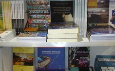 Títulos da Edufal mais procurados estão no estande da Abeu