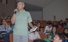 Professor Antônio Valeriano Pereira comoveu a plateia ao relatar a dedicação que sempre teve aos alunos