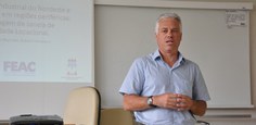 Professor Francisco Rosário apresentou os primeiros resultados de uma pesquisa em andamento sobre o desenvolvimento de Alagoas