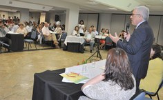 Reitor Eurico Lôbo agradece os parceiros e à equipe da Edufal pela realização da 6ª Bienal Internacional do Livro de Alagoas