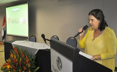 Stela Lameiras, diretora da Edufal, apresenta as atrações da 6ª Bienal Internacional do Livro de Alagoas