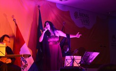 Show de Irina Costa abriu as festividades