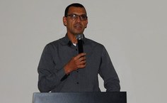 Professor José Roberto Santos