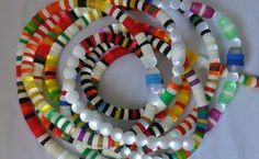 A luminária Cobra Grande venceu o Prêmio Casa Brasil e é finalista no Prêmio Design Museu da Casa Brasileira