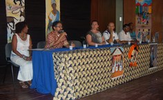 Mesa do Fórum Mestre Zumba