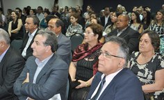 Professores, médicos e outros profissionais da Saúde prestigiaram o evento