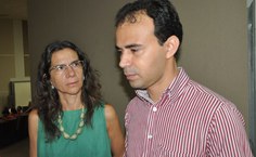 Pró-reitora Simone Meneghetti e o coordenador de pesquisa Pedro Valentim na coordenação geral da avaliação