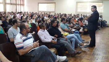 Cursos de especialização em Gestão têm aula inaugural