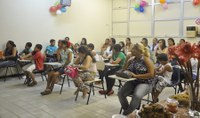 Oficina de alimentação saudável orienta crianças e gestantes