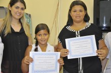 Crianças e adolescentes com perda de peso considerável receberam certificado pela dedicação