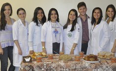 Grupo, coordenador por Mônica Lopes, promove atendimento e ações de conscientização nutricional