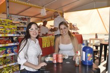 Ana Júlia e Andreza, alunas do programa de doutorado em Química