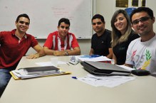 Nickolas Bastos, Ronney Agra, Eduardo Paranhos, Liz Araújo e Wildson Leite, organizadores