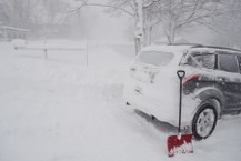 Em dia de frio extremo era preciso se aquecer no carro