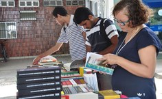 Claudia Peixoto veio em busca de livros de engenharia