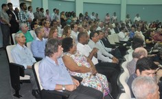 Auditório lotado para prestigiar o evento