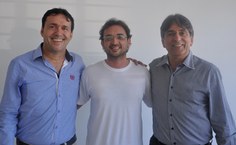 Diretor Evandro Barros, o diretor e vice eleitos Marcelo Oliveira e Marcos Braga