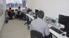 Laboratório instalado no novo prédio