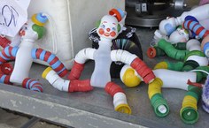 Artesanato feito com material reciclável reflete a preocupação com o desenvolvimento sustentável