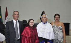 Reitor Eurico Lôbo e vice-reitora Rachel Rocha com a diretora geral Eliane Cavalcanti e Arnaldo Tenório, direção acadêmica