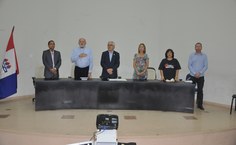 Representantes da Ufal, da Adufal, da Igreja Católica e do Poder Público no Estado estiveram presentes no Ato