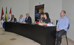 Representantes da Ufal, da Adufal, da Igreja Católica e do Poder Público no Estado estiveram presentes no Ato