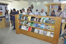 No dia do lançamento, os leitores podem levar os novos livros com um preço promocional