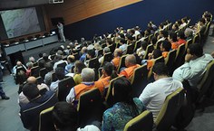 A solenidade de inauguração do radar foi realizada no auditório do LCCV