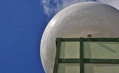 O radar da Ufal integra o conjunto de nove equipamentos adquiridos pelo Cemaden para atender a metas do Plano Nacional de Gestão de Riscos e Alertas de Desastres Naturais