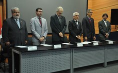 O reitor Eurico Lôbo presidiu a mesa de abertura da solenidade de inauguração