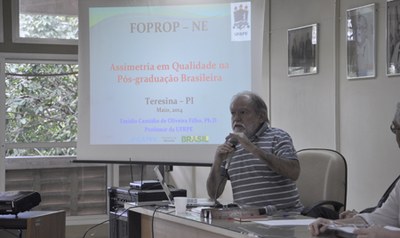 Professor Emídio Cantídio é consultor da Fapeal