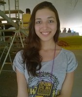 Jornalista de projeto comunitário da Favela da Maré apresenta experiência no Enecom