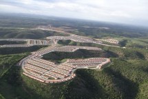 Construção de conjuntos na parte leste de Maceió pode custar muito caro devido ao relevo irregular, explica o especialista (Foto: equipe do MEP)