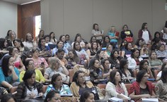 Trezentos professores-orientadores vão repassar a formação para os professores de seus municípios