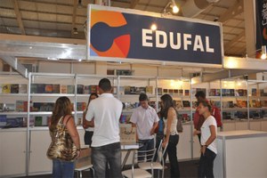 Edufal marca presença no Caiite com descontos e lançamentos
