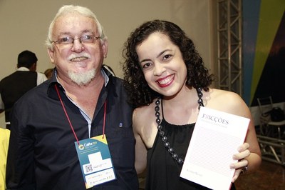 Aloísio Nunes com a jornalista Rose Ferreira,  uma das idealizadoras do estudo sobre Graciliano | nothing