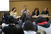 Elaine Pimentel, Júlio Cézar  Gaudêncio, Ruth Vasconcelos e Emerson do Nascimento na mesa redonda sobre Segurança Pública.