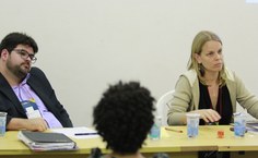 Hugo  Leonardo e Anna Júlia Giurizatto no debate  sobre Polícias e Investigação Criminal