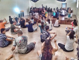 Oficina Dalcroze ensina vivência da música para melhorar vida de alunos