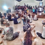 Oficina Dalcroze ensina vivência da música para melhorar vida de alunos