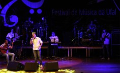 Cais Vermelho, de Felipe Burgos