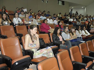 O curso foi realizado no auditório da Reitoria