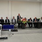 Emoção e alegria marcam solenidade dos 40 anos do Instituto de Física