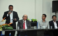 O diretor do IF, Carlos Jacinto, falou sobre a solenidade e agradeceu aos presentes