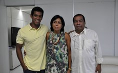 O arquiteto Maurício Espinosa Cacho era um dos intercambistas e vive hoje com a família em Maceió